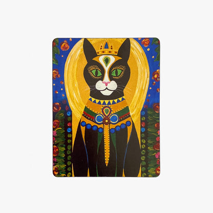 Magnet with a stylized cat design on a white background